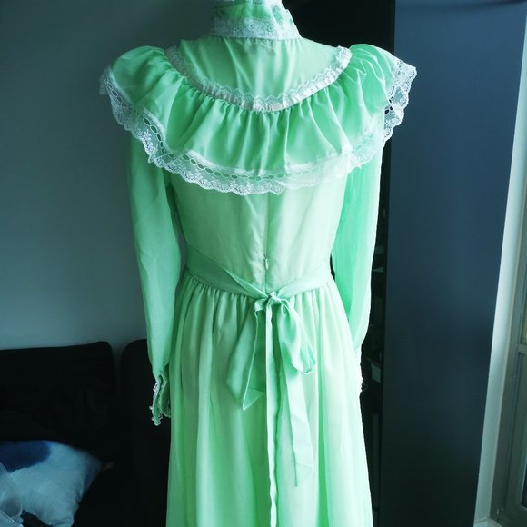 Handmade GunneSax Style Green Prairie Dress - Picture 2 of 6
